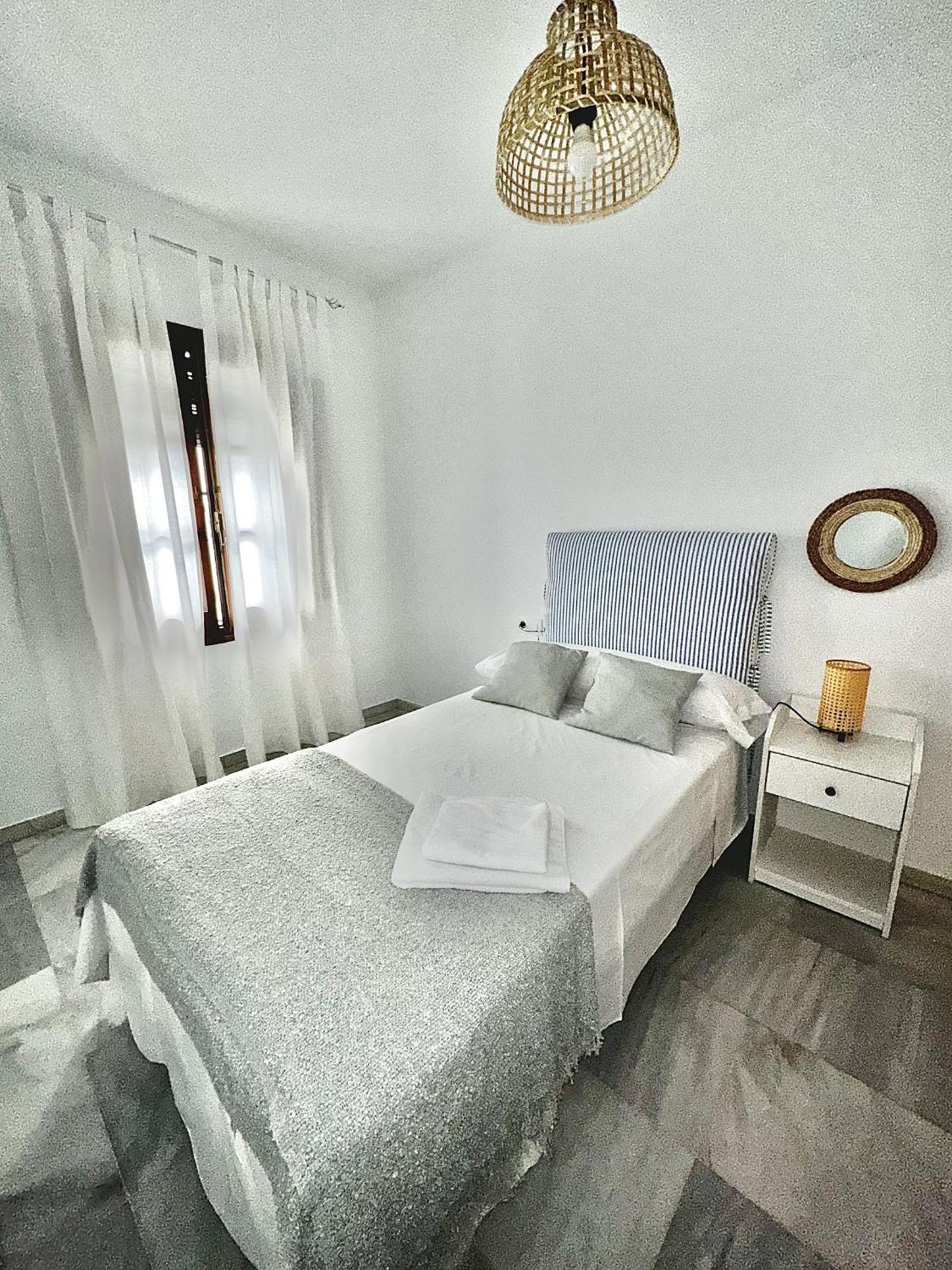 Apartamento Arellano Daire Carmona  Dış mekan fotoğraf